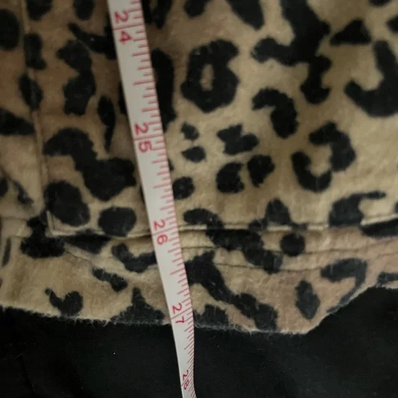 EUC Flannel Leopard Print junior sized Pajama Set - Picture 7 of 9